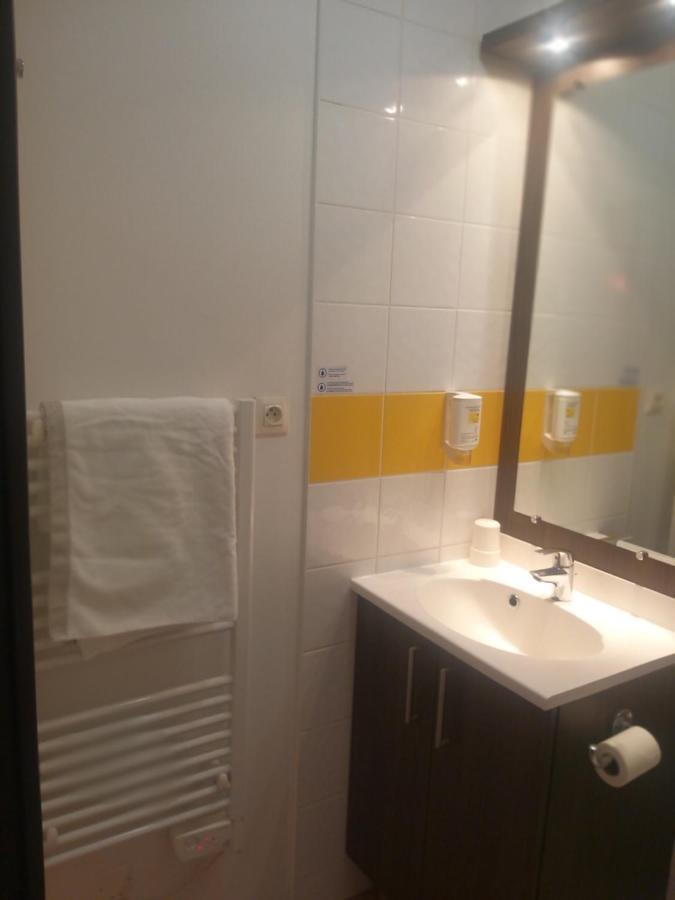 Studio Privatif Dans Hotel Residence Nimes Gare Exteriér fotografie