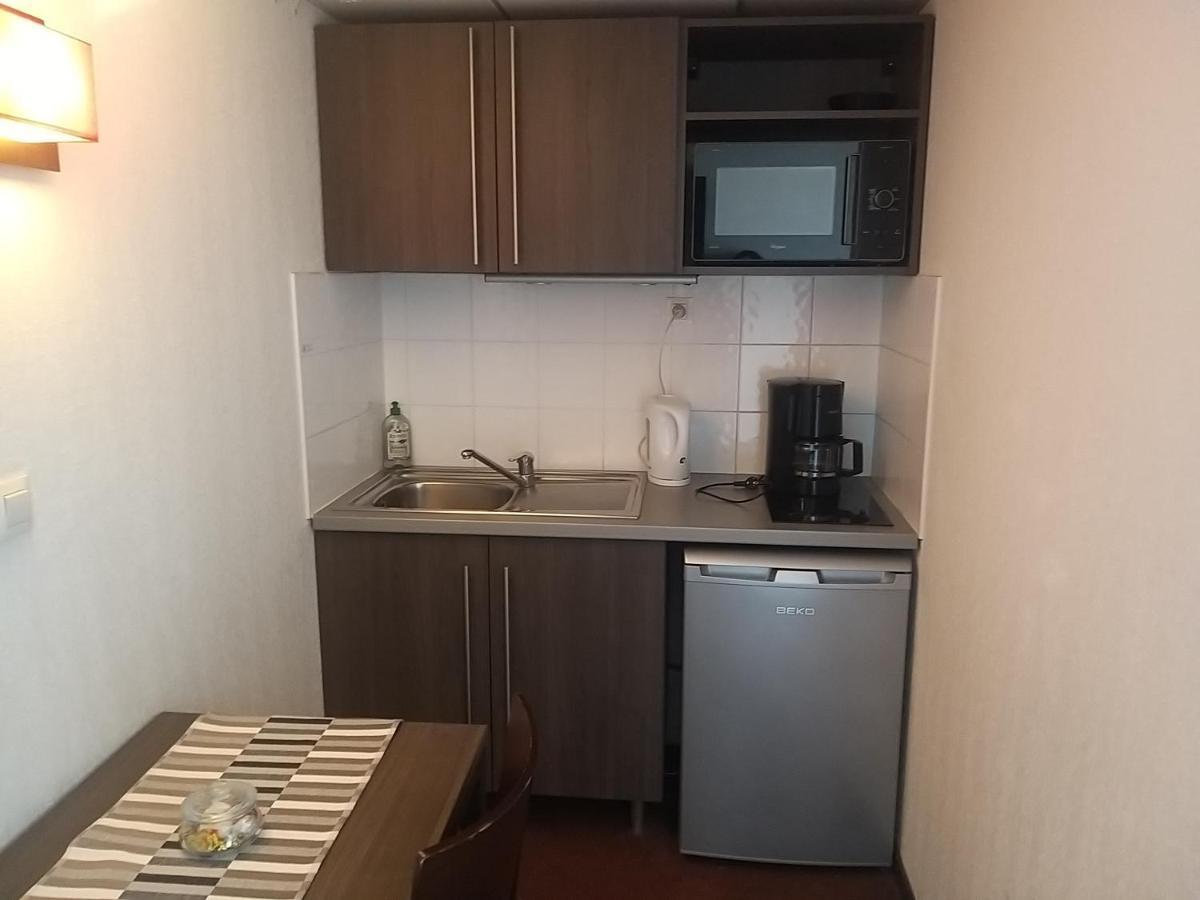 Studio Privatif Dans Hotel Residence Nimes Gare Exteriér fotografie